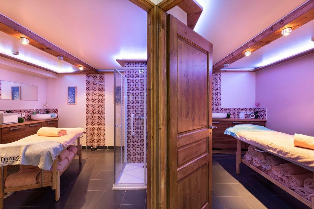 Hotel Les Balcons Village La Plagne Exterior photo